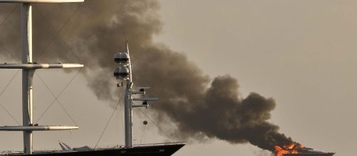 Yacht in fiamme a Savona: perdono la vita 3 tedeschi, salva una donna.