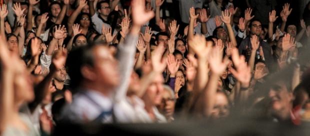 Confira os ensinamentos que a igreja nos dá Confira os ensinamentos que a igreja nos dá