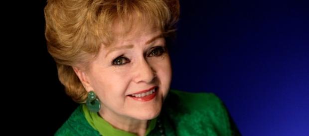 Debbie Reynolds, Hollywood royalty and mother of Carrie Fisher, dies - mashable.com Debbie Reynolds, Hollywood royalty and mother of Carrie Fisher, dies - mashable.com