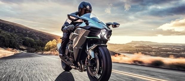 Prazo de entrega da Kawasaki Ninja H2 chega a seis meses após o pedido Prazo de entrega da Kawasaki Ninja H2 chega a seis meses após o pedido