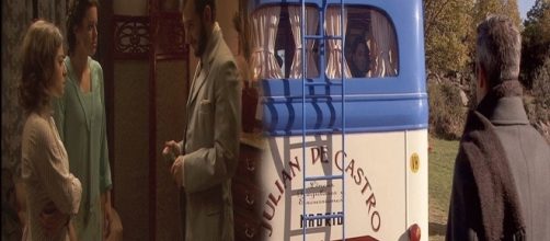 Il Segreto, trama puntata 1255: Emilia prende il bus per Malga, Candela e Sol prostitute
