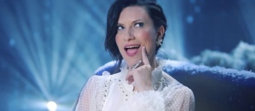 Laura Pausini: “Xmas” diventa uno show su Canale 5 | talky! music - talkymusic.it