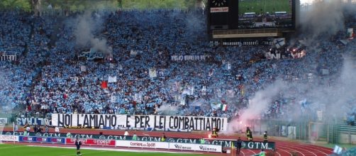Lazio vs AS Roma [image: upload.wikimedia.org]