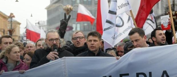 Czy kodziarze chcą rozpętać zamieszki? Czy kodziarze chcą rozpętać zamieszki?