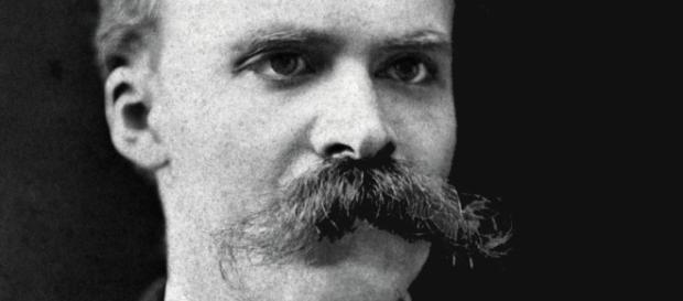 Nietszche è stato il primo a proclamare la morte di Dio Nietszche è stato il primo a proclamare la morte di Dio