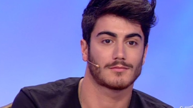 Uomini e Donne: un accordo segreto tra Riccardo Gismondi e Camilla Mangiapelo?