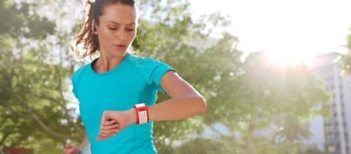 Fitness e sport: bracciali e smartwatch che possono tornare utili - vanityfair.it