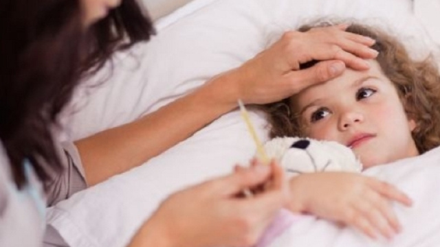 Febbre influenza invernale 2017, sintomi e rimedi