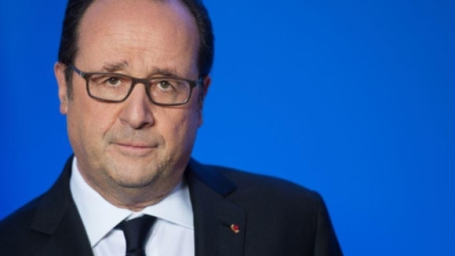 M.Le Président de la République Française François Hollande