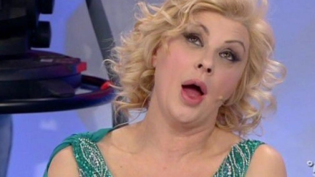 Tina Cipollari sarà una concorrente dell'Isola dei Famosi 2017? - melty.it