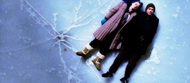 Brilho Eterno... filme é dos melhores do século XXI Brilho Eterno... filme é dos melhores do século XXI