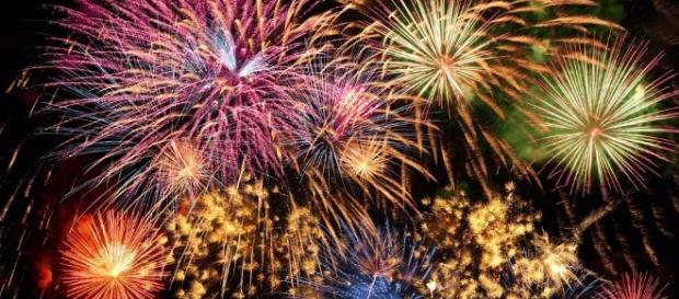 Capodanno in tv, palinsesto serale Rai e Mediaset del 31 dicembre 2016 Capodanno in tv, palinsesto serale Rai e Mediaset del 31 dicembre 2016
