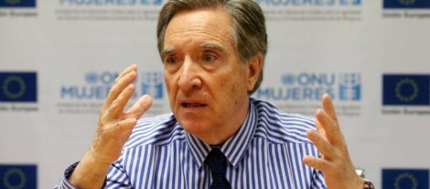 Iñaki Gabilondo, periodista español Iñaki Gabilondo, periodista español