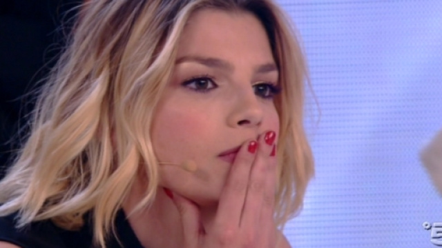 Emma Marrone risponde alle accuse dei follower - blogosfere.it