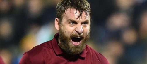 De Rossi capitano della Roma vittoriosa nel Derby