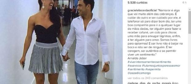 Modelo fez declaração de amor para o cantor Modelo fez declaração de amor para o cantor