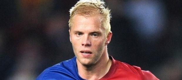 Eidur Gudjohnsen se ofereceu para jogar pela Chape. Eidur Gudjohnsen se ofereceu para jogar pela Chape.