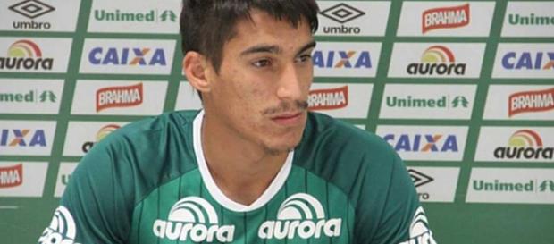 Gimenez era lateral da Chapecoense Gimenez era lateral da Chapecoense