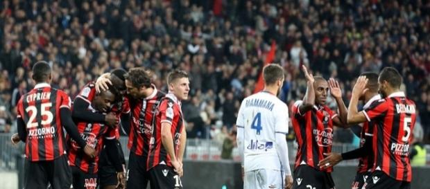 La joie des niçois lors de leur victoire face à Lyon. La joie des niçois lors de leur victoire face à Lyon.