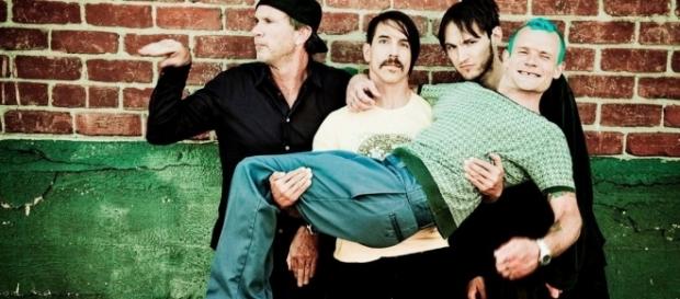 Red Hot Chili Peppers anuncia álbum e lança música inédita Red Hot Chili Peppers anuncia álbum e lança música inédita