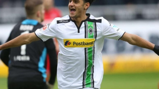 Mahmoud Dahoud osservato dalla Juventus