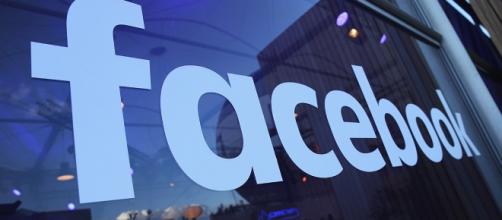 Facebook plans live video push during conventions - POLITICO - politico.com