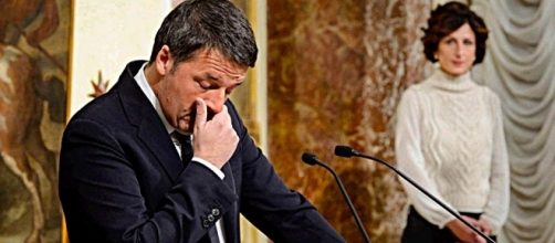 L'immagine simbolo del discorso delle dimissioni di Renzi