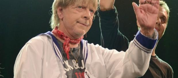 Renaud ce lundi 5 décembre à 21h sur M6 - staragora.com Renaud ce lundi 5 décembre à 21h sur M6 - staragora.com