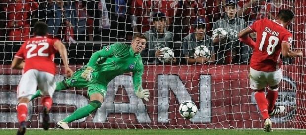 Salvio espera amrcar novamente na Champions League. Salvio espera amrcar novamente na Champions League.