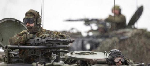 SUA inveștește în forță în armament SUA inveștește în forță în armament