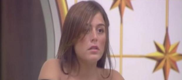 Aucun prétendant pour Anaïs dans La Villa des Coeurs Brisés 2 Aucun prétendant pour Anaïs dans La Villa des Coeurs Brisés 2