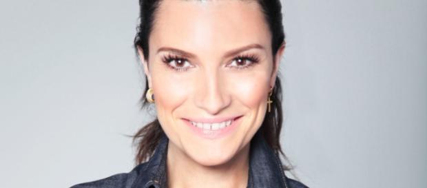 Laura Pausini, inizia un magico 2016: nuove date per il Tour Stadi ... - correttainformazione.it Laura Pausini, inizia un magico 2016: nuove date per il Tour Stadi ... - correttainformazione.it