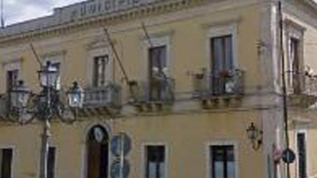 Il Palazzo Municipale a Solarino