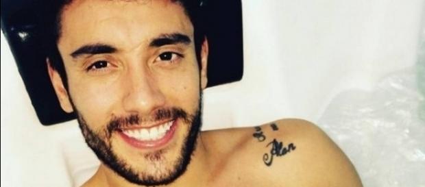 Alan Ruschel anda em hospital na Colômbia Alan Ruschel anda em hospital na Colômbia