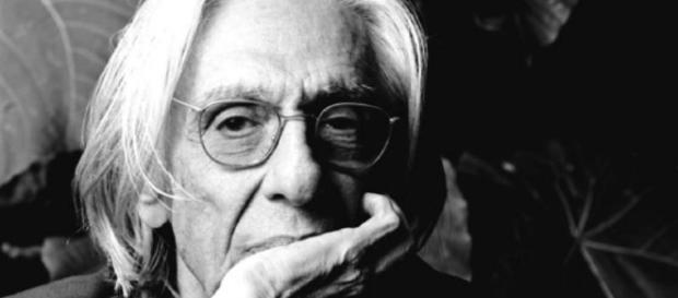 Ferreira Gullar fala sobre sua poesia na Casa das Rosas Ferreira Gullar fala sobre sua poesia na Casa das Rosas