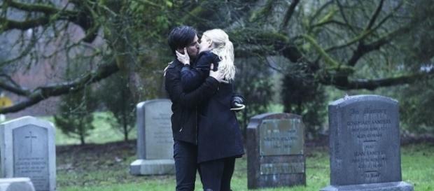 Once Upon a Time Kills Off Robin Hood | POPSUGAR Entertainment - popsugar.com Once Upon a Time Kills Off Robin Hood | POPSUGAR Entertainment - popsugar.com