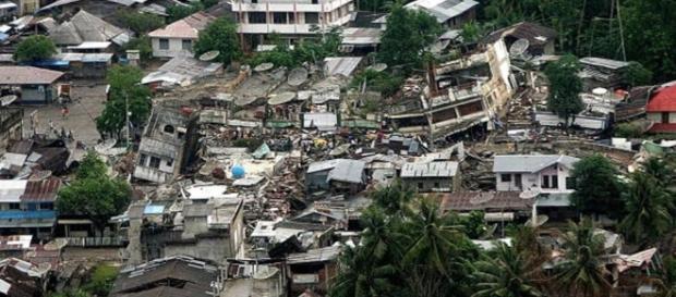 Sumatra devastante terremoto magnitudo 6.5 Sumatra devastante terremoto magnitudo 6.5