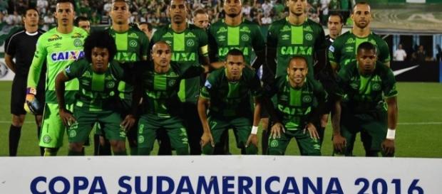 Time da Chapecoense campeão da Sul-Americana Time da Chapecoense campeão da Sul-Americana