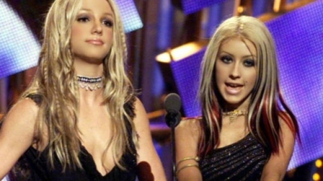 Britney Spears e Christina Aguilera potrebbero rilasciare 'Do You Wanna Come Over'.
