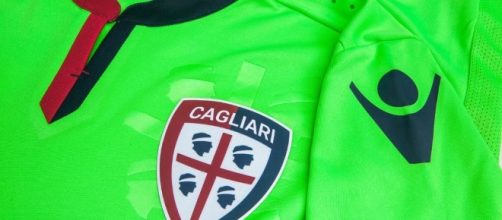 Una delle maglie del Cagliari Calcio