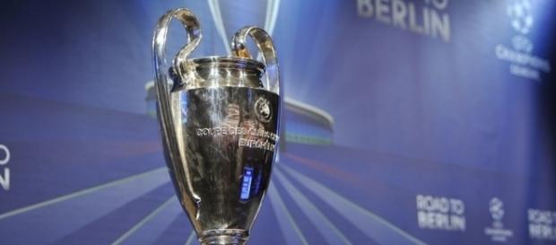 SL Benfica e FC Porto vão estar nos oitavos-de-final da Champions League 2016-17. SL Benfica e FC Porto vão estar nos oitavos-de-final da Champions League 2016-17.