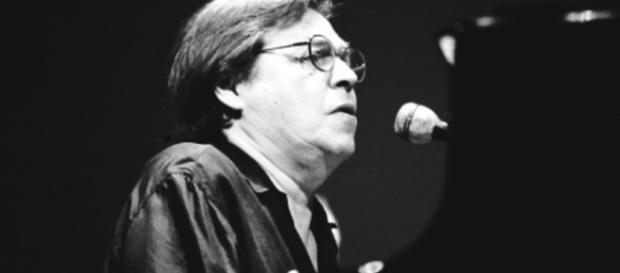 Tom Jobim, nosso Maestro Soberano Tom Jobim, nosso Maestro Soberano