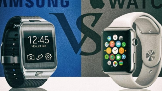 Sfida stimolante tra il Samsung Gear S3 ed Apple Watch 2 ed offerte di Natale 2016