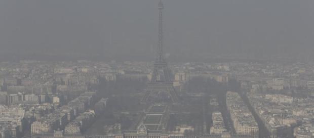 Alerte maximale à la pollution aux particules fines en France ... - rfi.fr Alerte maximale à la pollution aux particules fines en France ... - rfi.fr