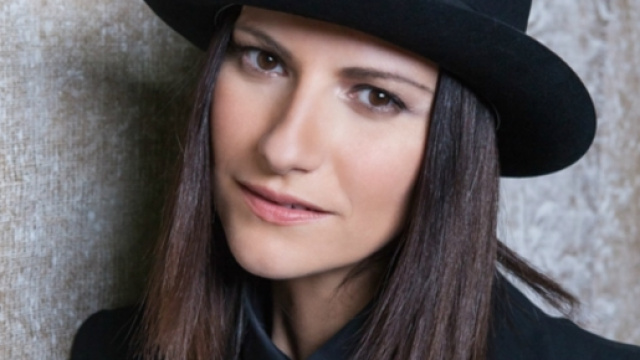 Anticipazioni House Party con Laura Pausini