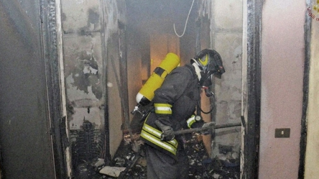 Il corpo senza vita dell'uomo è stato ritrovato dai Vigili del Fuoco.