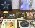 Bowie emulates Elvis and Michael Jackson’s records