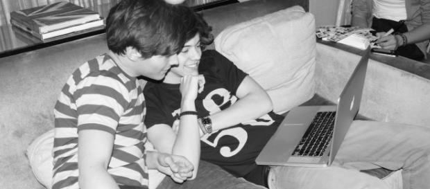 Harry Styles e Louis Tomlinson. Harry Styles e Louis Tomlinson.