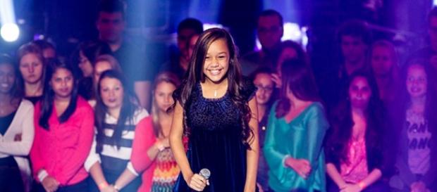 Nicole Luz no The Voice Brasil Kids Nicole Luz no The Voice Brasil Kids