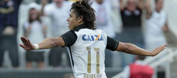 Romero marcou o gol do triunfo alvinegro Romero marcou o gol do triunfo alvinegro
